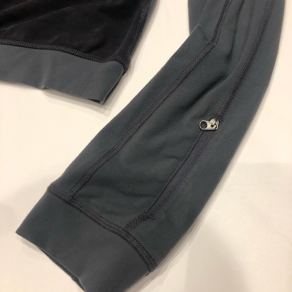 Lululemon size 6 women’s tracksuit - Picture 5 of 12